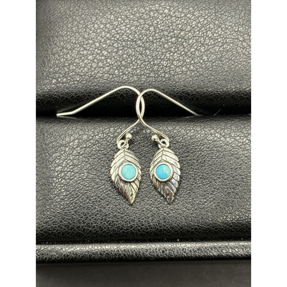 New Condition Sterling Silver Turquoise Leaf Dangle Earrings 925 G7